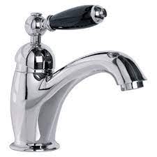 Unter dem waschtisch ist ein rahmen aus schwarzem rohstahl angebracht, der mit dem badezimmerboden abschließt. Nostalgie Einhebelmischer Armaturen Nostalgie Gusseisen Badewanne