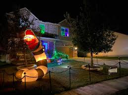 verse 1 tell 'em that the house is not for sale we're still livin' here, how come nobody can tell? Beetlejuice Halloween House In Southeast Austin Returns With New Additions And Charities Kxan Austin