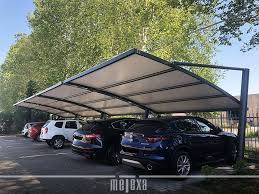 Le tettoie per parcheggio sono costituite da una struttura in acciaio. Tettoie Per Auto Coperture Per Parcheggi E Pensiline Auto In Vendita