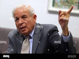 Regalado hi-res stock photography and images