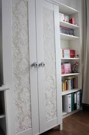 Vorbereitung ist das a und o so auch beim beziehen eines schranks mit stoff. 28 Mobel Bekleben Ideen Mobel Decoupage Kommoden Umgestalten