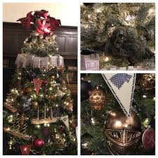 Game Of Thrones Christmas Tree Creative Christmas Trees Christmas Tree Game Christmas Tree Themes