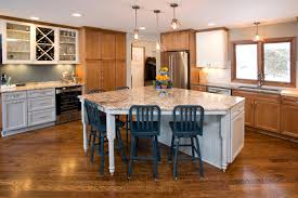 Updating Oak Cabinets Doors Floors Trim Living With Oak 101 New Spaces Remodeling Contractor Oak Floor Kitchen White Kitchen Oak Trim Oak Cabinets