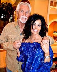 Kenny rogers has been married five times. Kenny Rogers The Hoarse Voiced Charmer Whose Whole Life Has Been A Crazy Country Walk Daily Mail Oltnews