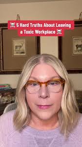 Shannon Keffer's Instagram, Twitter & Facebook