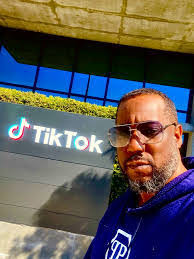 Nicholas Andrilla's Instagram, Twitter & Facebook