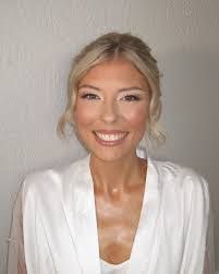 Holly Boulay's Instagram, Twitter & Facebook