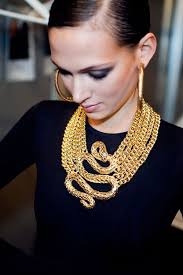 Black And Gold Necklace Fashion Jewelry Stunning Madrid Fashion Week Goldnecklace Black Gold Jewelry Snake Jewelry Necklace Designs