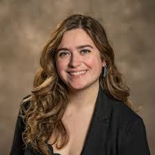 Jennifer Hammett's Instagram, Twitter & Facebook