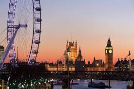 London ini terkenal dengan big ben, tower bridge, buckingham palace dan penyairnya yaitu william shakespeare. 28 Tempat Wisata Di London Yang Wajib Dikunjungi Saat Liburan Ke Inggris