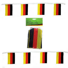 7meter adalah situs judi bola resmi yang ada di indonesia, yang mana kami memberikan layanan untuk bermain secara mudah dan gratis mendaftar. 7 Meter Fahnen Girlande 18 Flaggen 14x21cm Deutschland Fan Artikel Deko Party Kaufen Bei Schreibers Shop Vertriebs Gmbh Co Kg