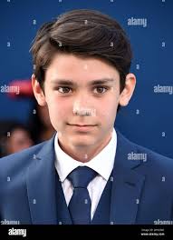 Lewis mcgowan hi-res stock photography and images