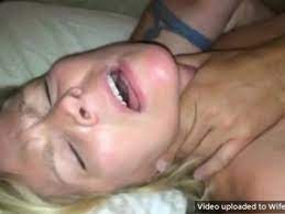 Now i'll give her my hard 7.5. Wifebucket Hot Milf Wife Loves It Rough