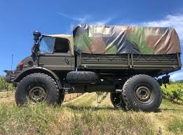 Pin By Fabrizio Fregnan On Unimog Mercedes In 2020 Mercedes Benz Unimog Unimog All Terrain Vehicles