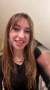 Lori Eller's Instagram, Twitter & Facebook