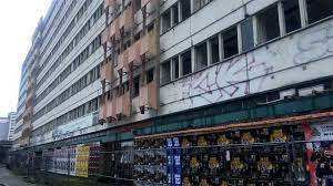 Bij de hoofdingang waren kunstwerken van fritz kühn terug te vinden die de. Haus Der Statistik Am Alexanderplatz Rbb 88 8