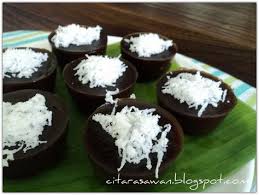 There are many traditional kuih in kelantan, such as : Resepi Kuih Telur Itik Famousresipi Farbuck Com