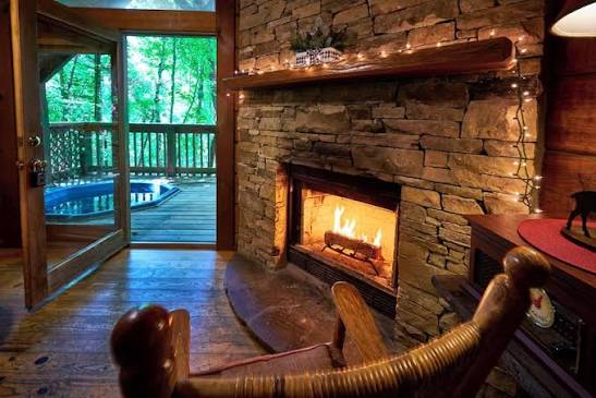 A Cabin In The Woods Reviews, Deals & Photos 2026 - Expedia.com