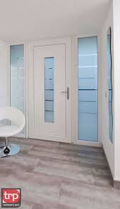 In magazinul nostru veti descoperi modele de usi glisante usor de montat atat in exterior, cat si in interior, in orice camera, fie ca e vorba de living, bucatarie sau dormitor, fie de baie, debara, terasa, hol sau balcon. Modele De Usi Pvc Termoplast