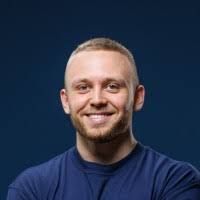 200+ perfiles de «Saks»