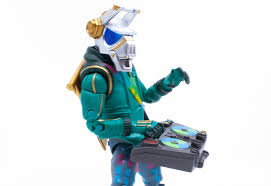 The visitor early games survival kit (19.99$ usd) plus in this video we are going out in search for more wave 2 #fortnite toys from jazwares. Jazwares Fortnite 6 Inch Legendary Series Wave 2 Dj Yonder Review Preternia