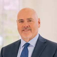 Kevin Dillard's Instagram, Twitter & Facebook