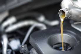 Nah langkah selanjutnya untuk cara ganti oli motor sendiri dirumah adalah memastikan oli bekas sudah habis di motor. Oli Mesin Motor Manual Dipakai Matic Apa Yang Terjadi Suzuki Indonesia