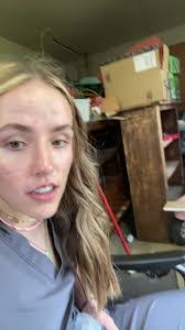 Heidi Conroy's Instagram, Twitter & Facebook