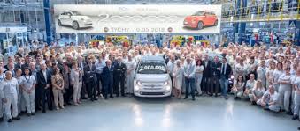 Fca poland należy do międzynarodowej grupy fiat chrysler (fca group), jednego z największych producentów samochodów na świecie, posiadającego swoje spółki w 40 krajach i współpracującego z. Dwumilionowy Fiat 500 Wyjechal Z Zakladu Fca W Tychach Pol Car To Gwarancja Najwyzszej Jakosci Obslugi I Serwisu Marek Fiat Alfa Romeo Lancia Jeep Abarth Fiat Professional Isuzu I Iveco