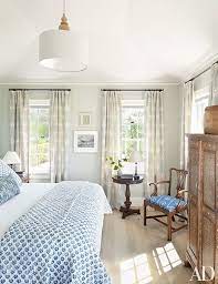 3 261 747 tykkäystä · 47 064 puhuu tästä. See How Victoria Hagen Preserved The New England Charm Of Her Nantucket Getaway Traditional Bedroom Design Nantucket Home Home