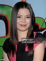 110 Merry Christmas Drake Josh Los Angeles Premiere Arrivals Stock Photos,  High-Res Pictures, and Images