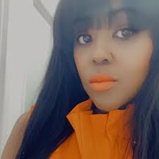 The thing is the people wearing the bonnet know it looks tacky but they  don't care so post like this unfortunately does nothing at all.