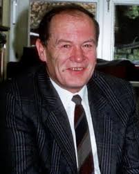 In memoriam Prof. Dr. Karl-Herrmann Neumann (1936–2009)