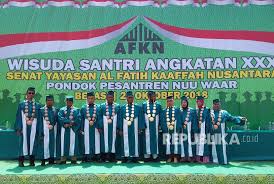 Seperti apa contoh kop surat tersebut. Pesantren Afkn Nuu War Gelar Wisuda Ke 30 Republika Online