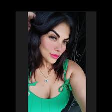 Salir con una mujer que no puede ayudarte económicamente es una pérdida de  tiempo!