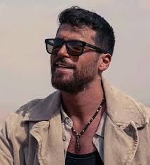 Hello to all expertise...Please advise that is it ok ?If I put my microwave 