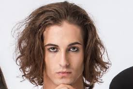 Damiano david e gli esordi coi maneskin. Maneskin In Tears After The Victory In Sanremo What Happened To The Band S Frontman Ruetir Ruetir