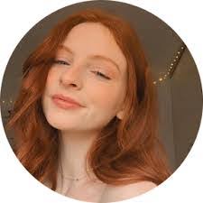 Carly Krieg's Instagram, Twitter & Facebook