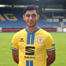 Am ende der saison 2017/18 stand braunschweig auf dem 17. Ozkan Yildirim Ex Spieler Von Werder Bremen Wechselt Von Fortuna Dusseldorf Zu Eintracht Braunschweig News
