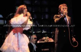 We would like to show you a description here but the site won't allow us. Sempre Sempre Rathausplatz Wien Al Bano Romina Power Concert
