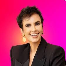 Erica Caple's Instagram, Twitter & Facebook