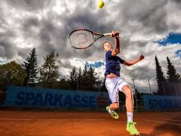 Lukas neumayer tennis offers livescore, results, standings and match details. Mit Elan Auf Die Ochsentour Sn At