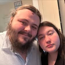 Where to find windshields for 04-08 Grand Prix in Muskegon?