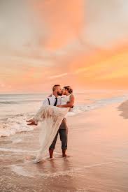 Amazing Sunset In Pensacola Beach In 2020 Sunset Beach Weddings Wedding Pictures Beach Sunset Wedding Photos