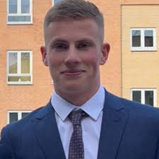 Jeg er utrolig stolt over at kunne dele, at jeg netop har afsluttet min  fagprøve som handelselev med speciale i salg på HEG