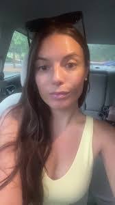 Nicole Bowyer's Instagram, Twitter & Facebook