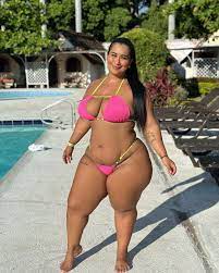 Yeraldin Lopez - Free nude pics, galleries & more at Babepedia