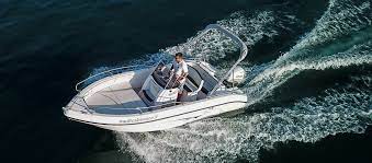 Search our full range of used ranieri on www.theyachtmarket.com. Rental Of No Licence Luxury Ranieri Voyager 19 S
