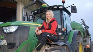 + add or change photo on imdbpro ». Trecker Babes Trecker Babe Alina Aus Lauingen Zwischen Gerste Und Gulle Donauzeitung