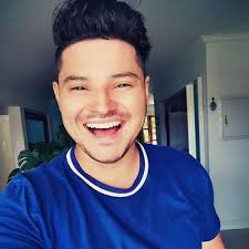 Lee-Roy Wright (@LeeRoyWright)